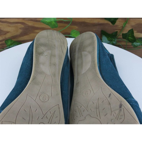 Faded Glory Size 9 Flat Shoes Green Fabric Women‎ M - Picture 11 of 11